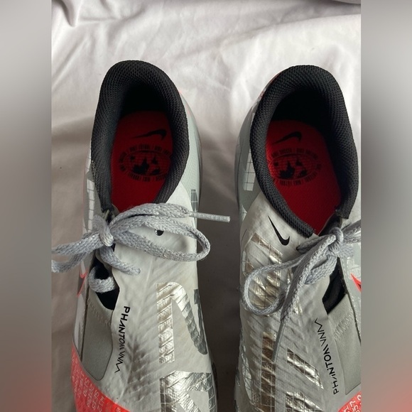 EUC Nike Phantom Vision Elite FG Soccer Cleats Silver US 4/ EUR 36 - Picture 3 of 7
